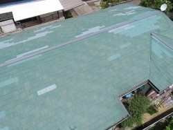 傷んだスレート屋根