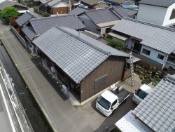 セメント瓦当時の屋根の全体写真