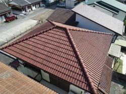 モニエルの寄棟屋根
