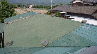 トラックシートによる雨養生