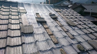 雨漏りする箇所の雨養生