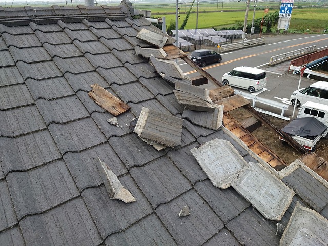 【西条市・台風による屋根被害】