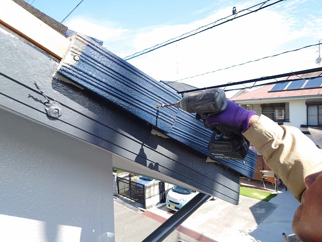 松山市で屋根の台風被害を瓦修理をしたお客様からお喜びの声