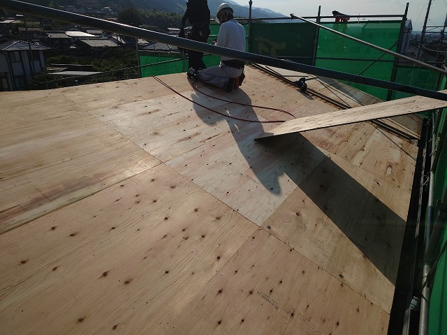 構造用合板の屋根下地