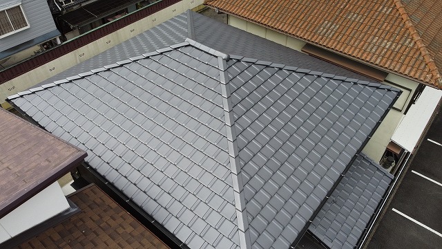 陶器平板瓦屋根