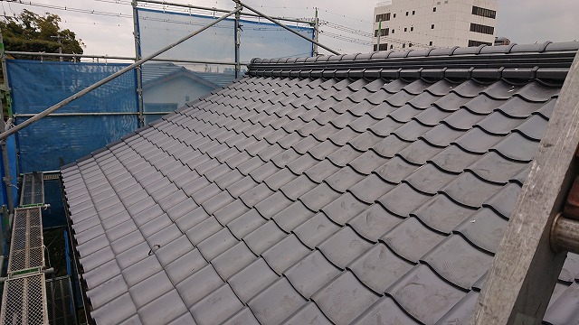 陶器瓦屋根