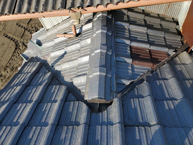 セメント瓦屋根の部分修理